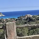 Casa N. 2 * Solanas (Cagliari)