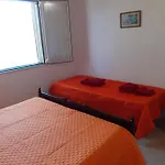 Casa N. 2 Dom wakacyjny Solanas (Cagliari)