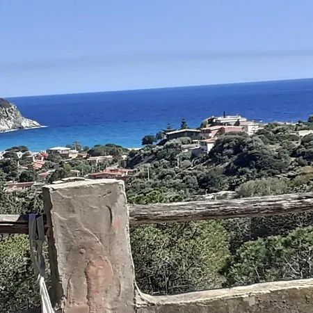 Casa N. 2 * Solanas (Cagliari)